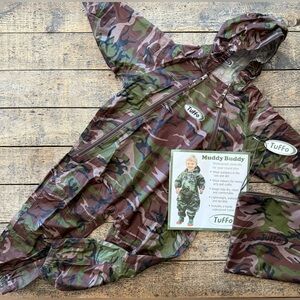 Tuffo Muddy Buddy rain suit! Great condition. 5T. Comes with storable bag.